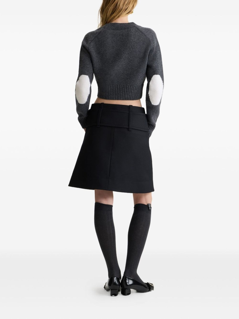 팔꿈치 잡아당기기 단추 cardigan 3