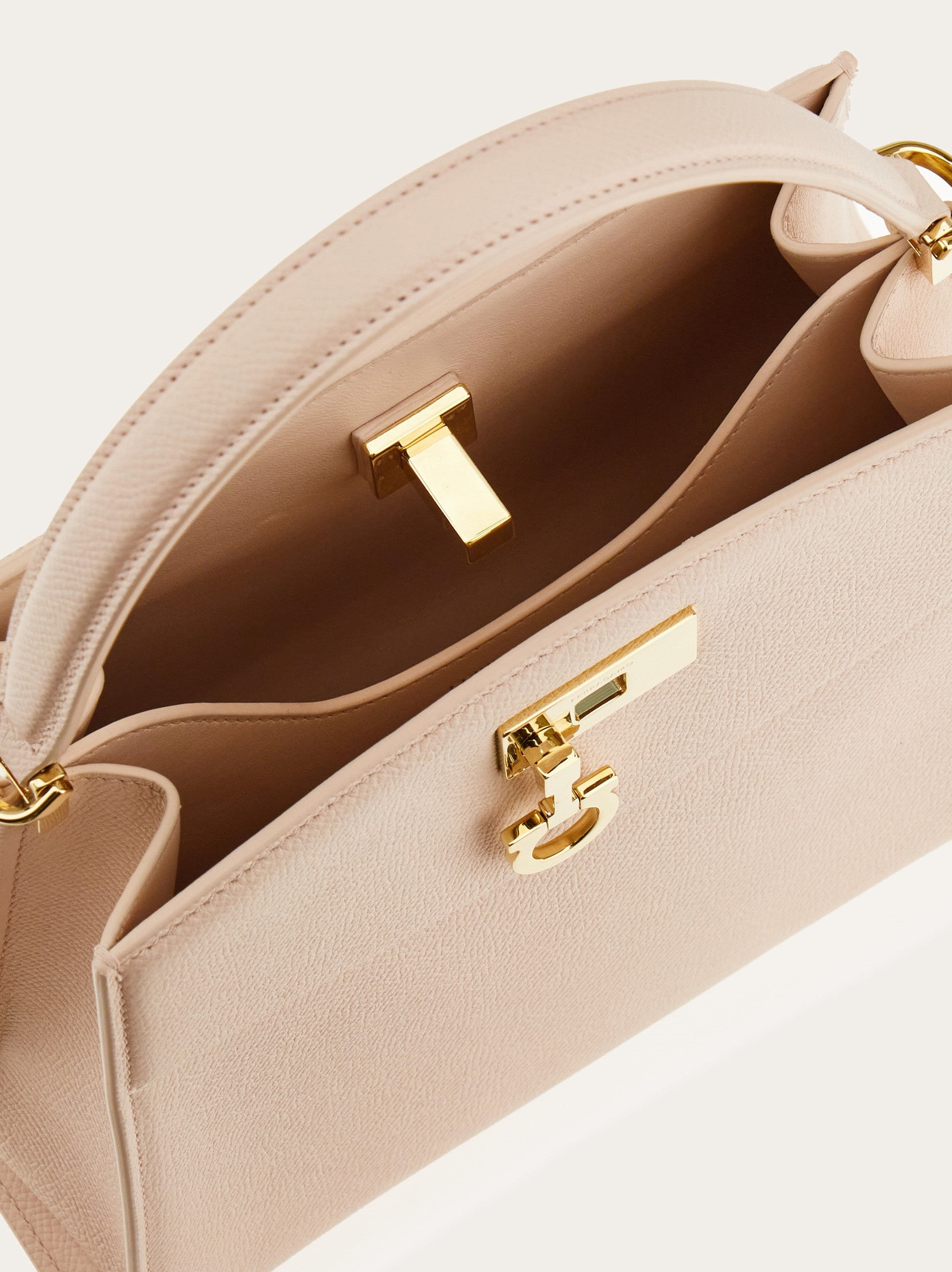 New Ferragamo Studio box bag (XS) - 6