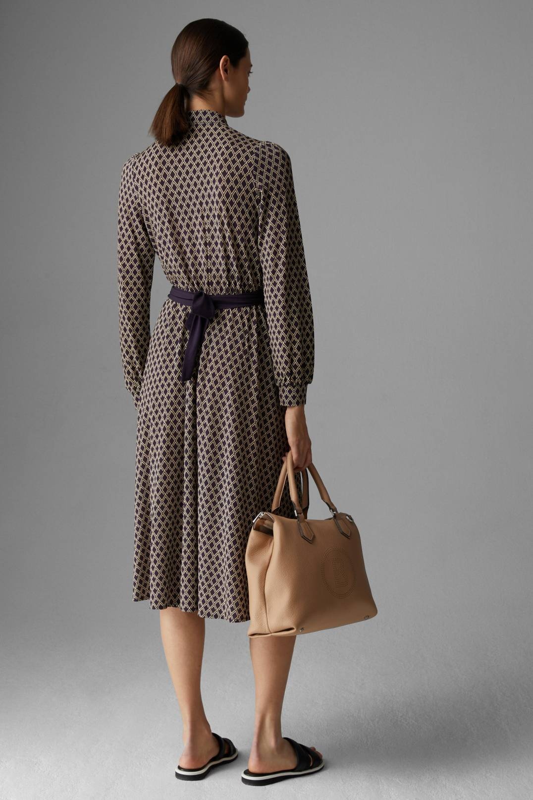 AMINA MIDI DRESS IN NAVY BLUE - 3