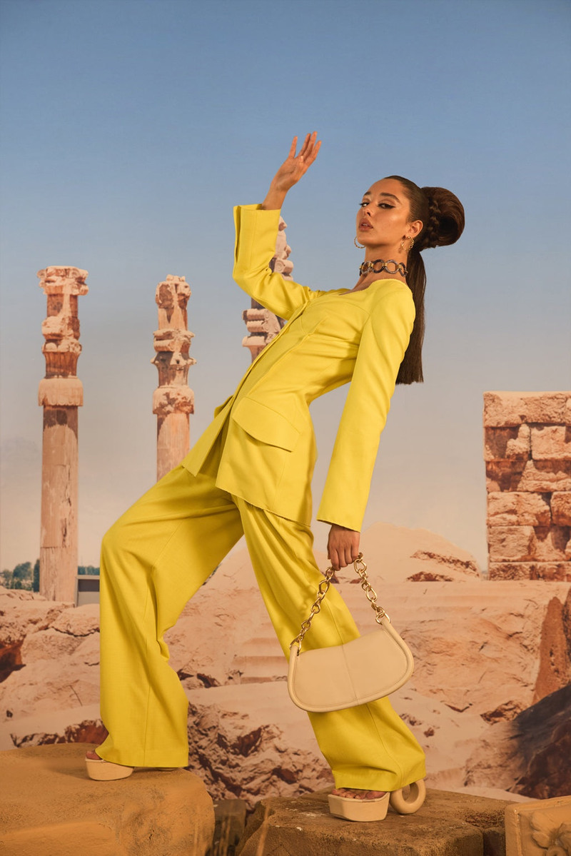 Cult Gaia AHZIAH BLAZER outlook