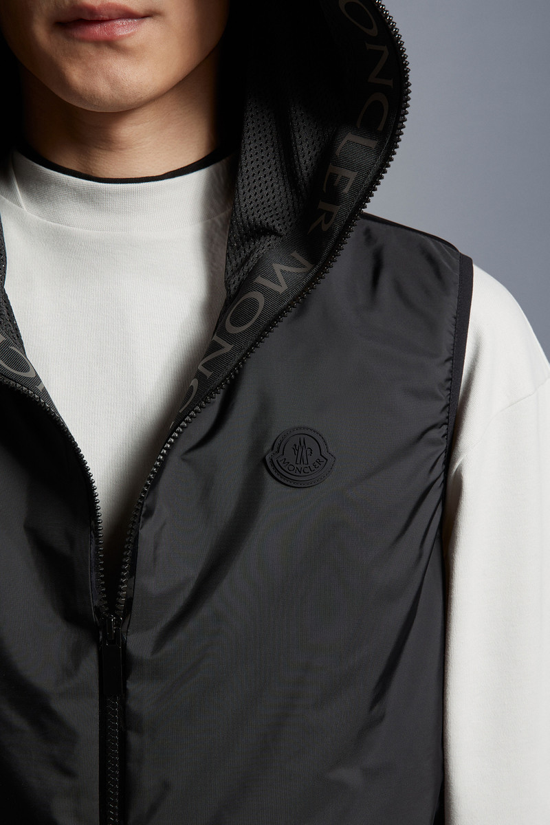 Pakito Hooded Vest 7