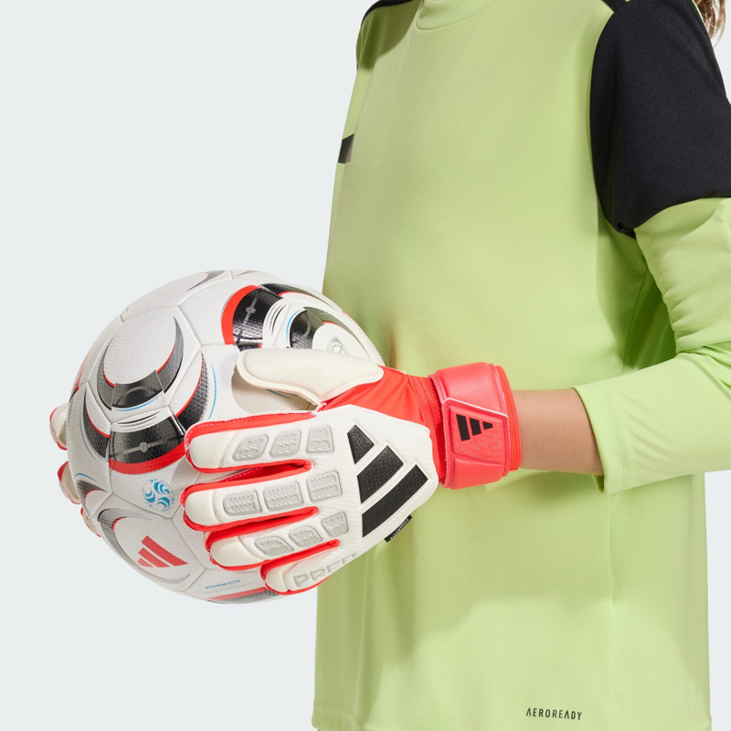PREDATOR GOALKEEPER GLOVE MATCH FINGERSAVE JUNIOR 5
