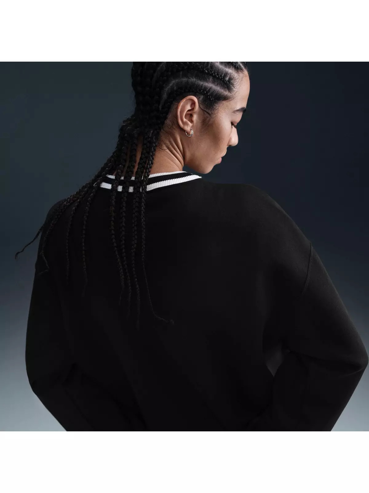 Women's Sportswear Phoenix Fleece Oversized Graphic Crew-Neck Sweatshirt-Black - 2