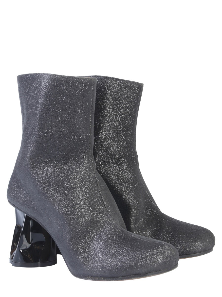 Maison Margiela Women Boot With Crushed Heel - 4