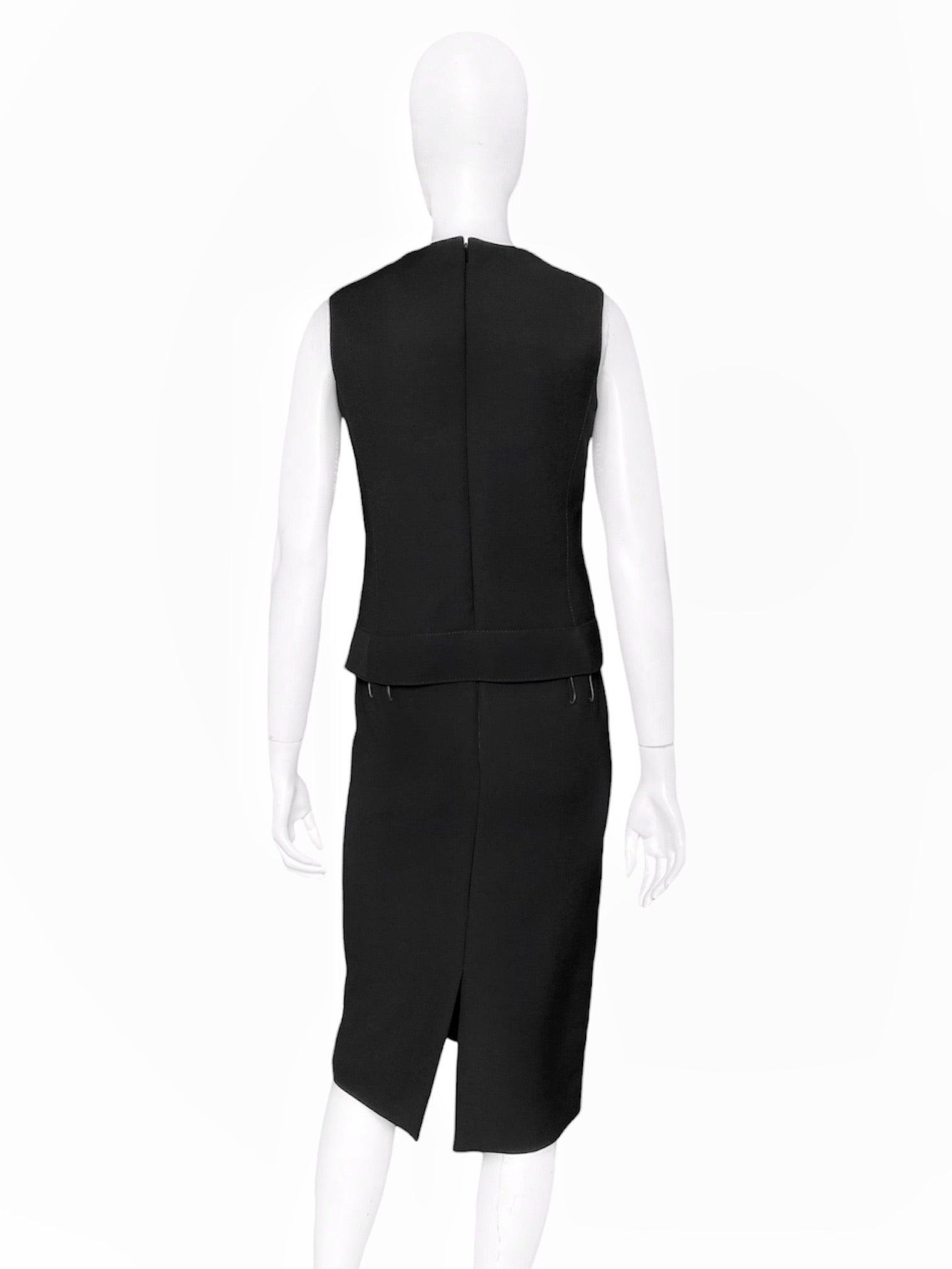 Gucci Fall 2001 Tom Ford Black Wool Tank Top Skirt Set 40 - 4