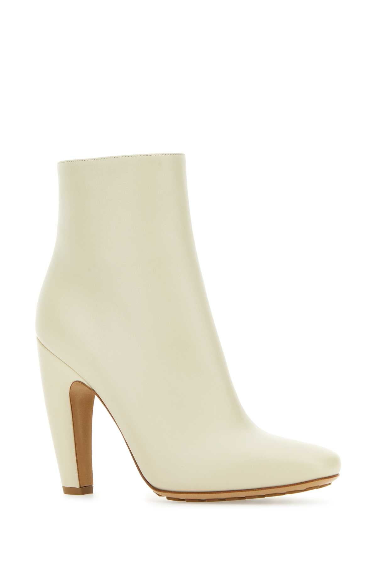 Bottega Veneta Women Sand Leather Canalazzo Ankle Boots - 2