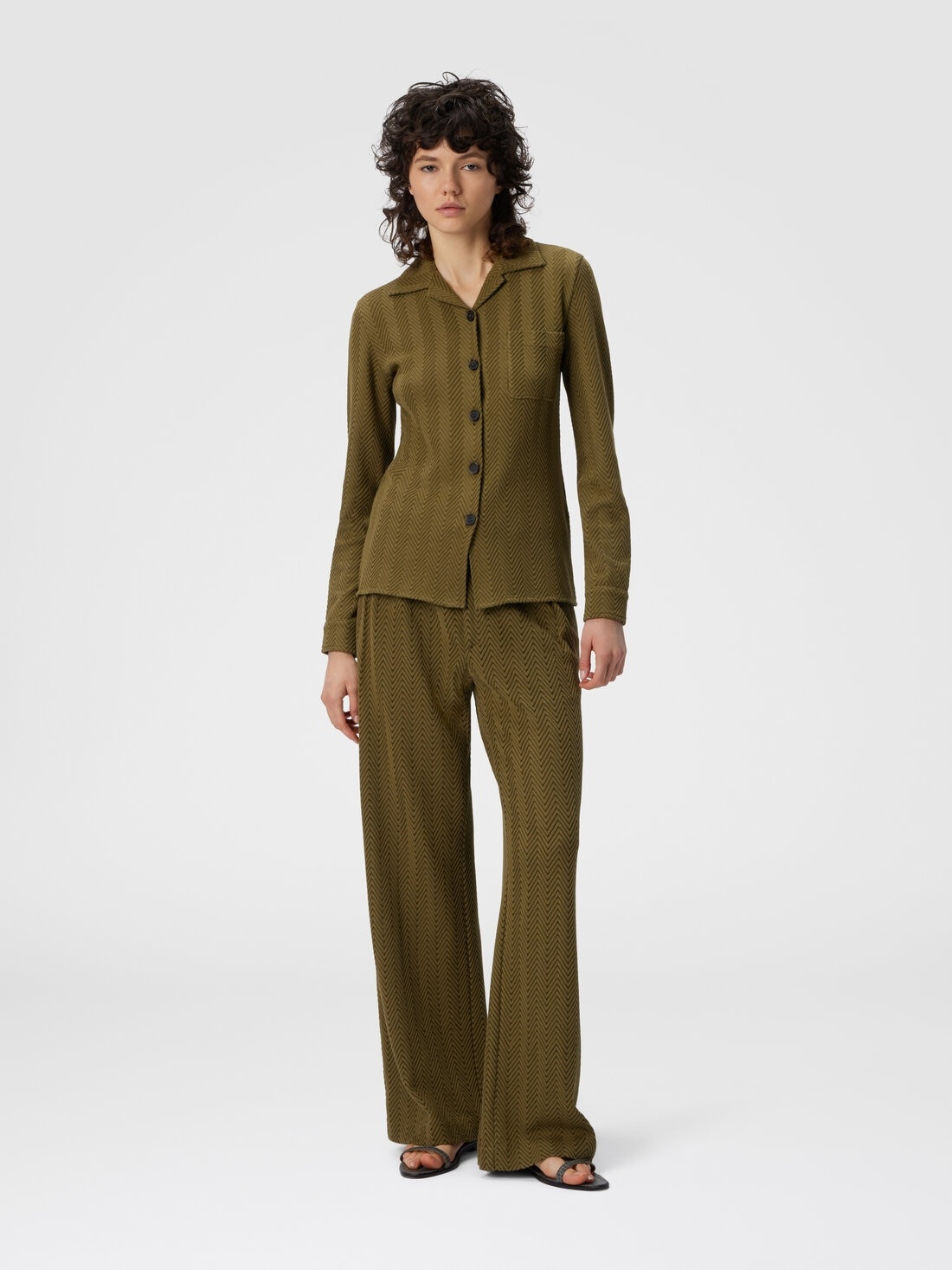 Slim Shirt with Zigzag Pattern - 2