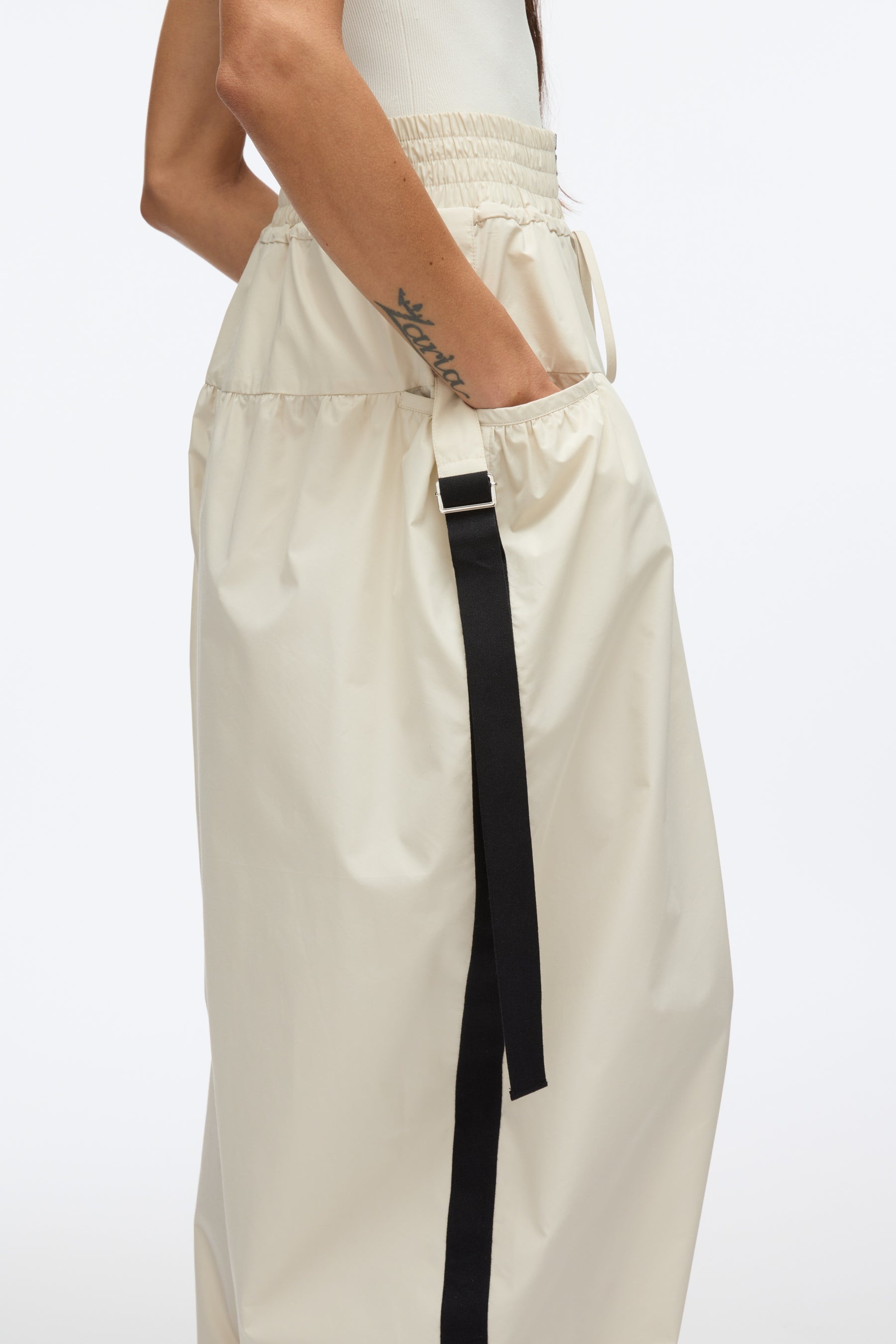Wide Leg Pleated Pocket Pant - 6