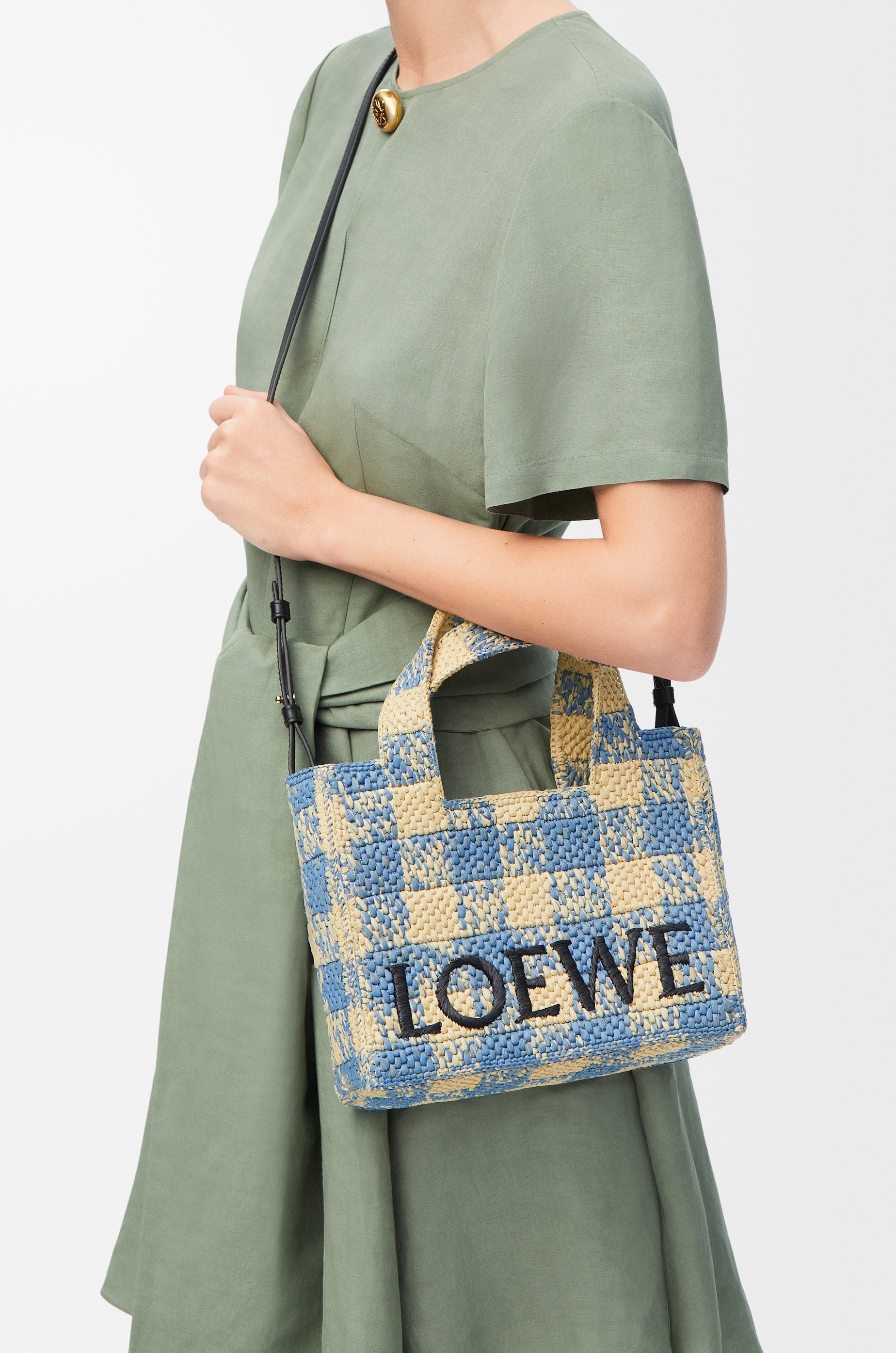 Small LOEWE Font tote in raffia - 3