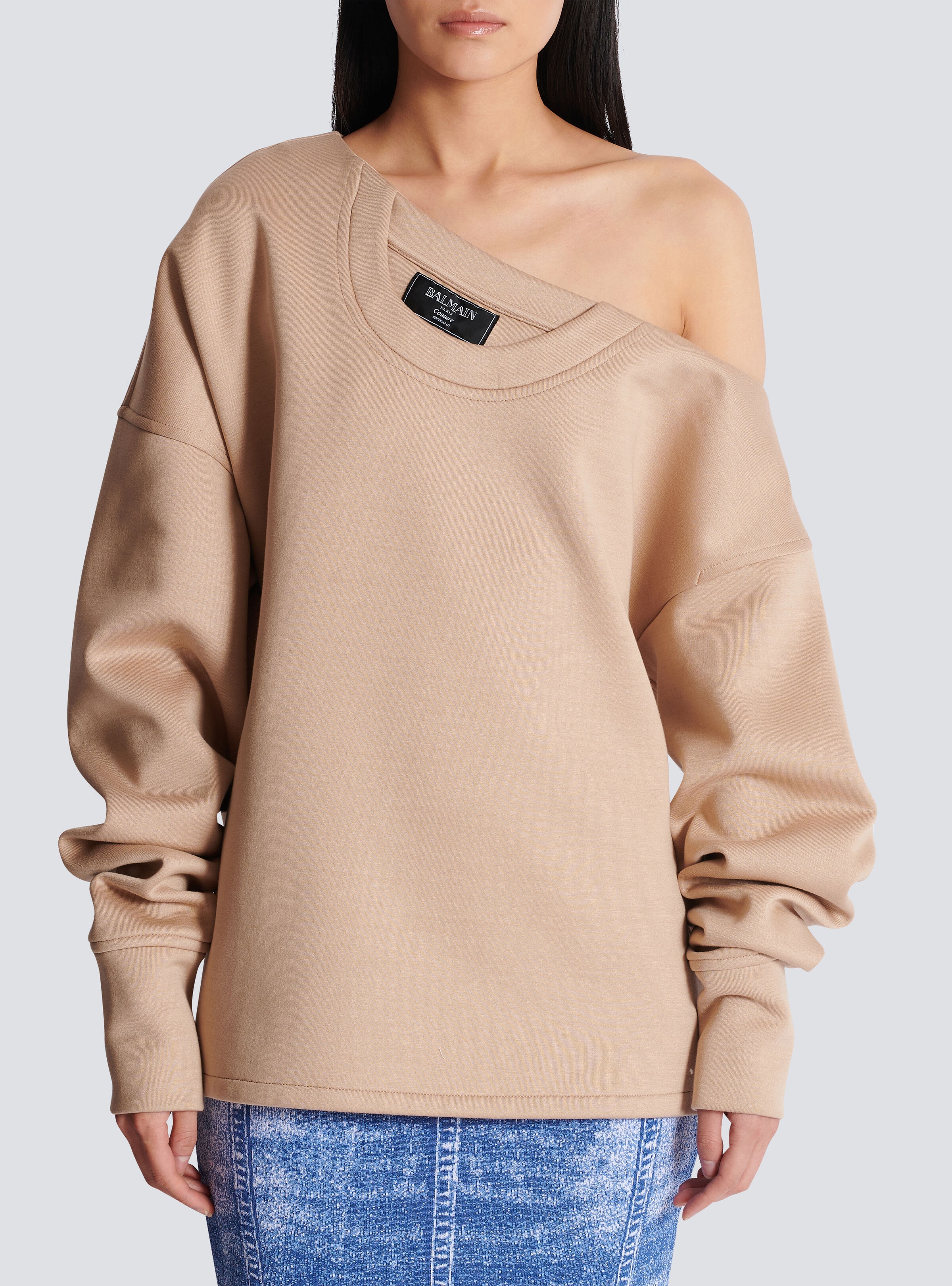 Asymmetrical jersey off-the-shoulder sweatshirt - 5