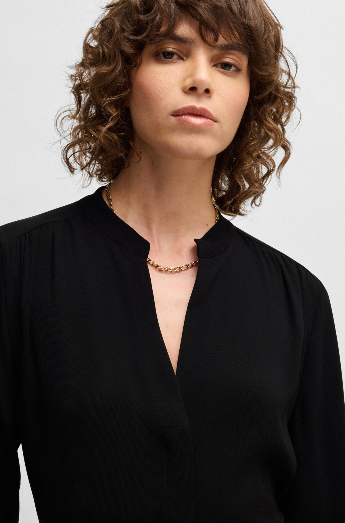 BELTED DRESS WITH COLLARLESS V NECKLINE AND BUTTON CUFFS - 5
