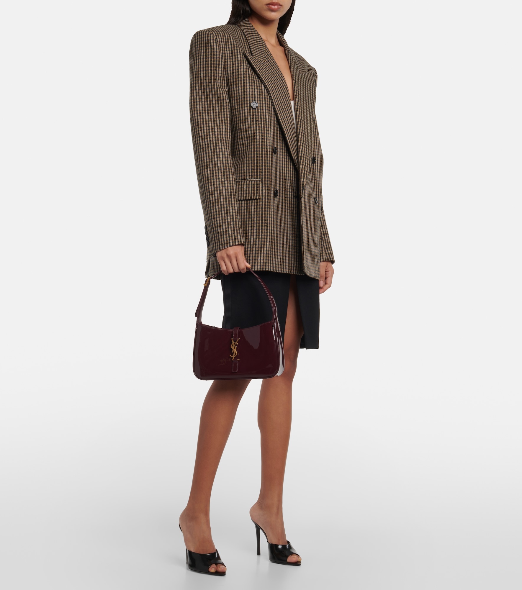 Le 5 à 7 patent leather shoulder bag - 3