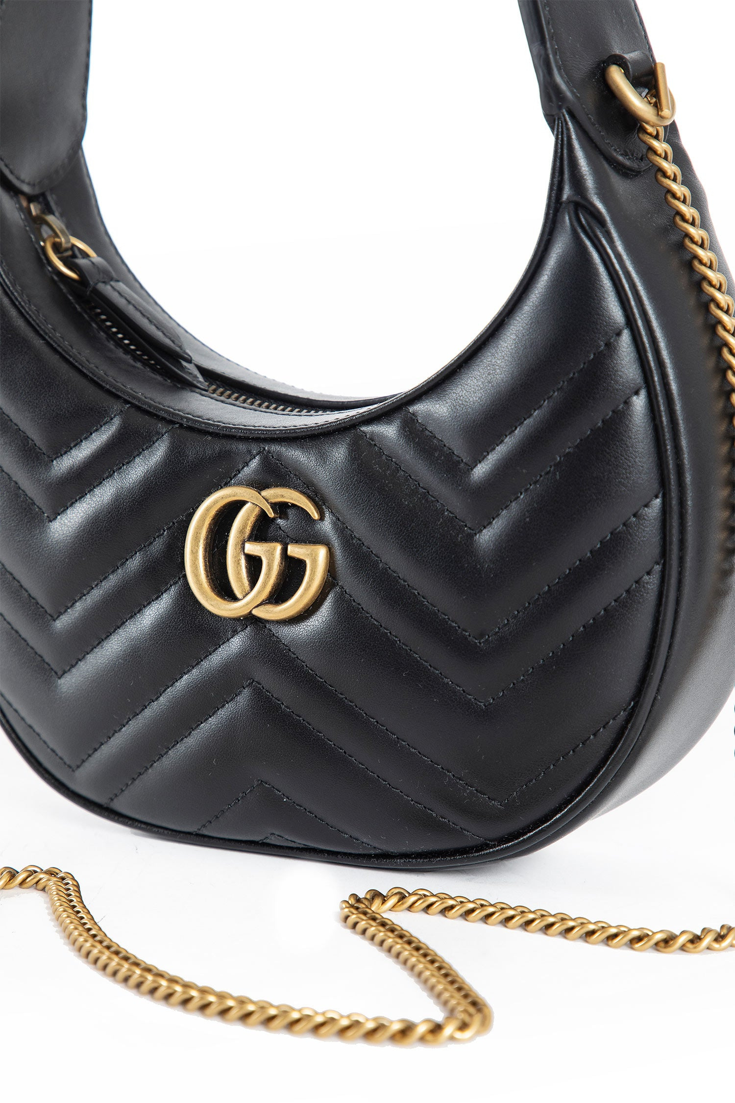 Gg-Marmont-Half-Moon-Shaped-Mini-Bag - 4