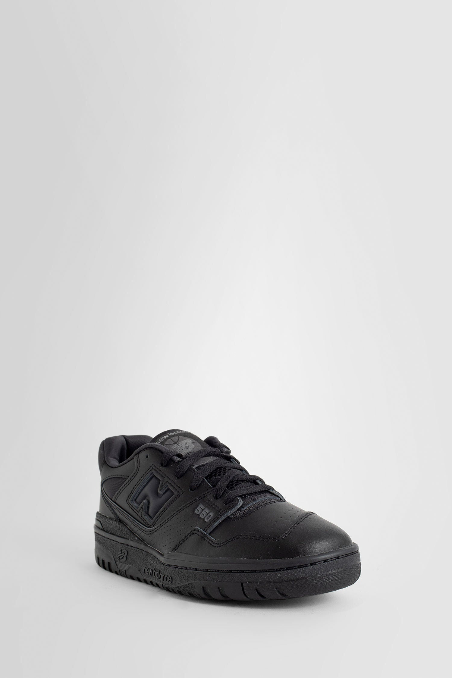 NEW BALANCE UNISEX BLACK SNEAKERS - 2