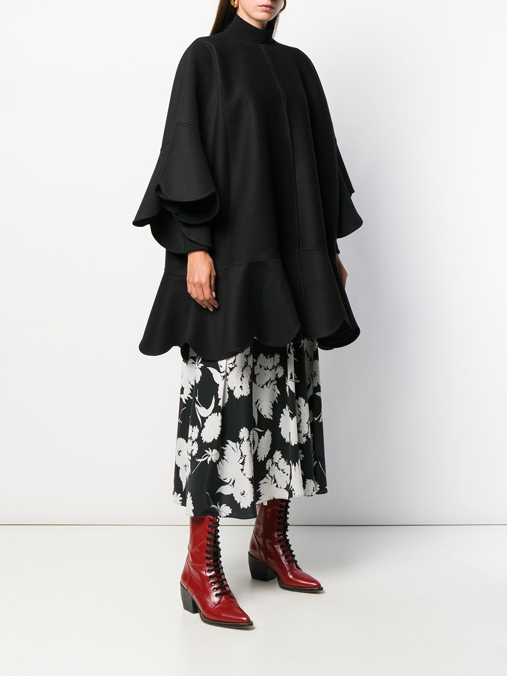 scalloped edge cape - 3