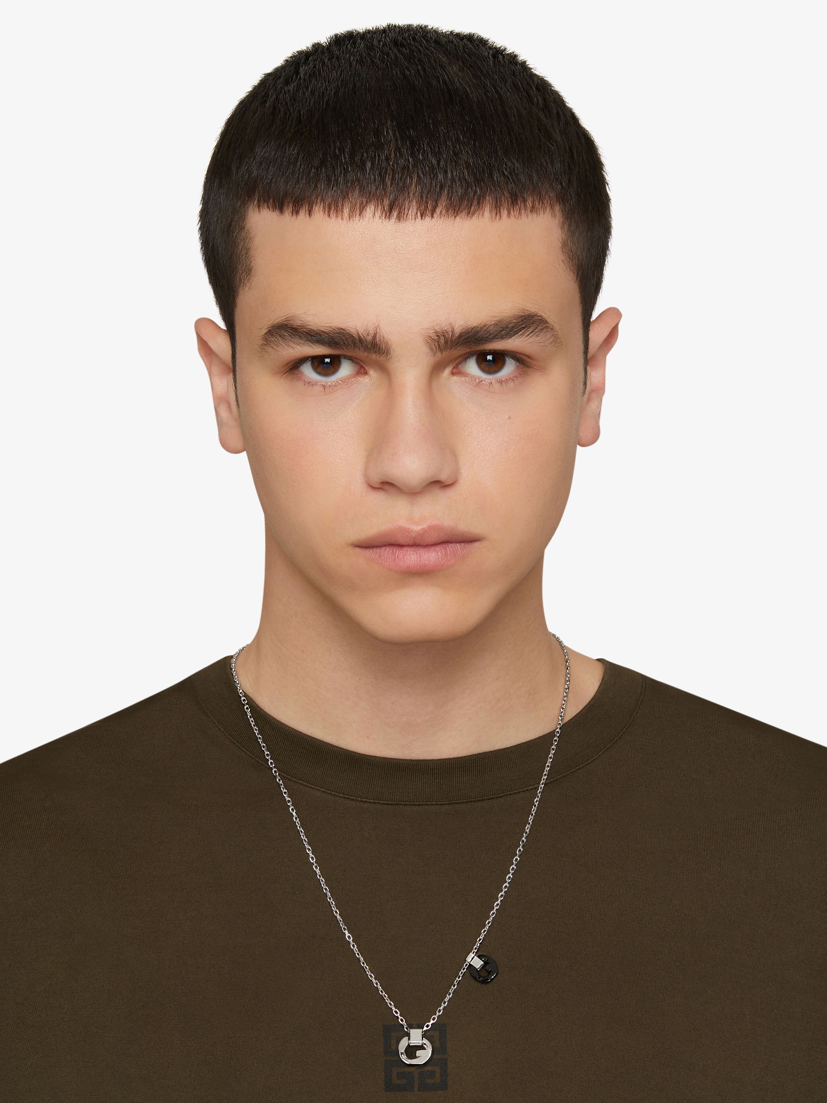 G CHAIN NECKLACE WITH PENDANT - 4