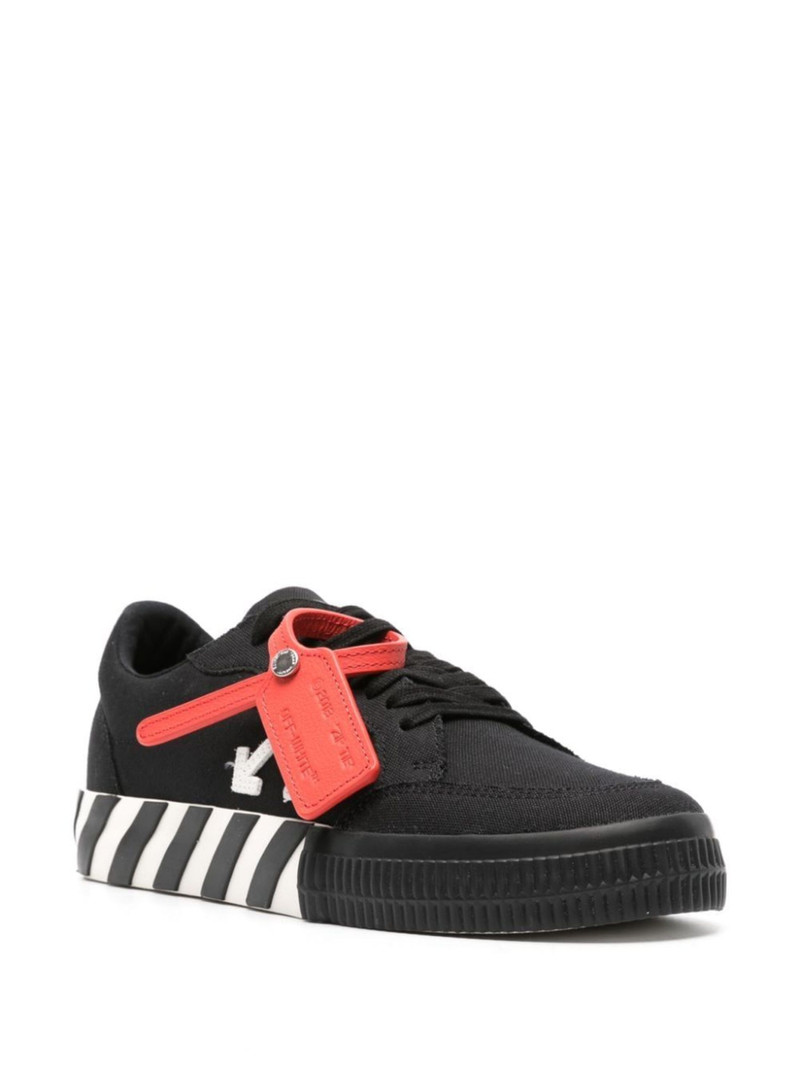 Off-White Low Vulcanized canvas sneakers outlook