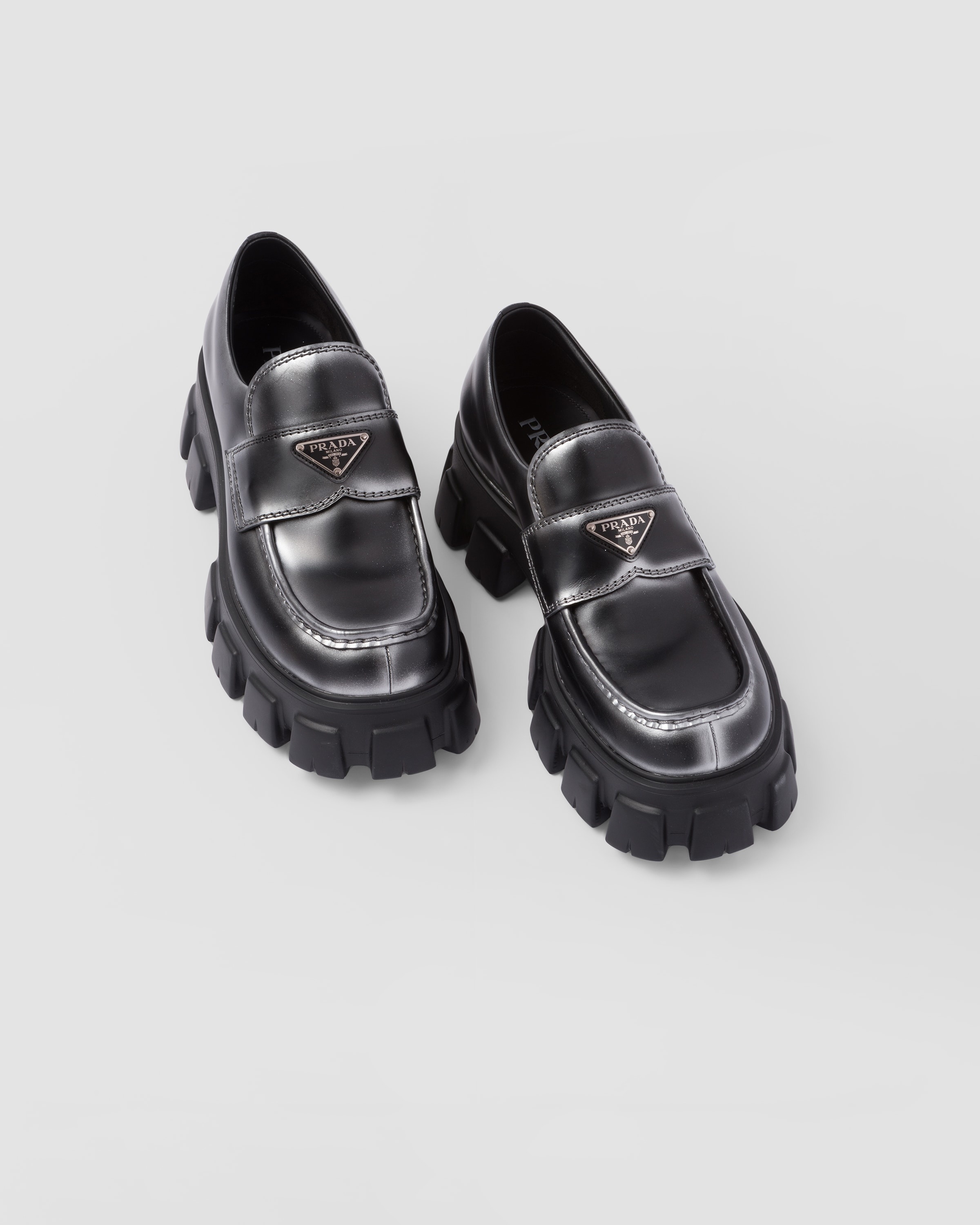 Monolith nuanced brushed leather loafers - 4