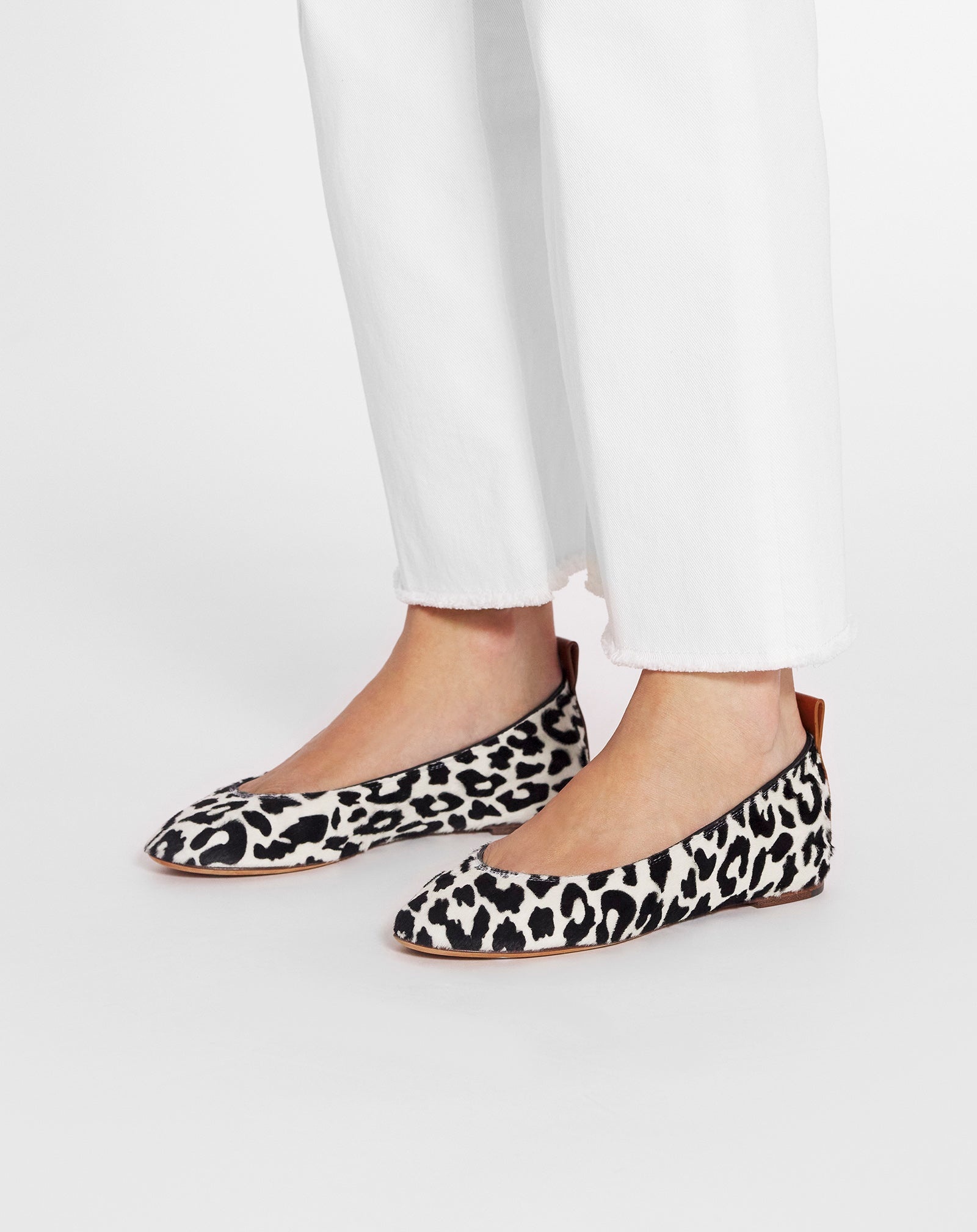 THE PONY-EFFECT LEATHER BALLERINA FLAT - 6