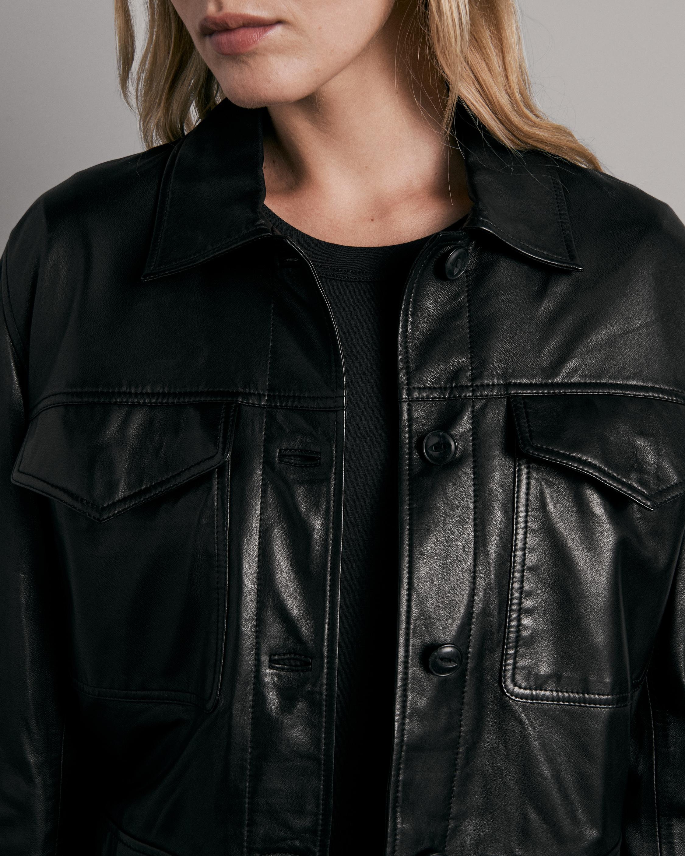 Kaye Leather Shirt Jacket
Classic Fit Jacket - 6