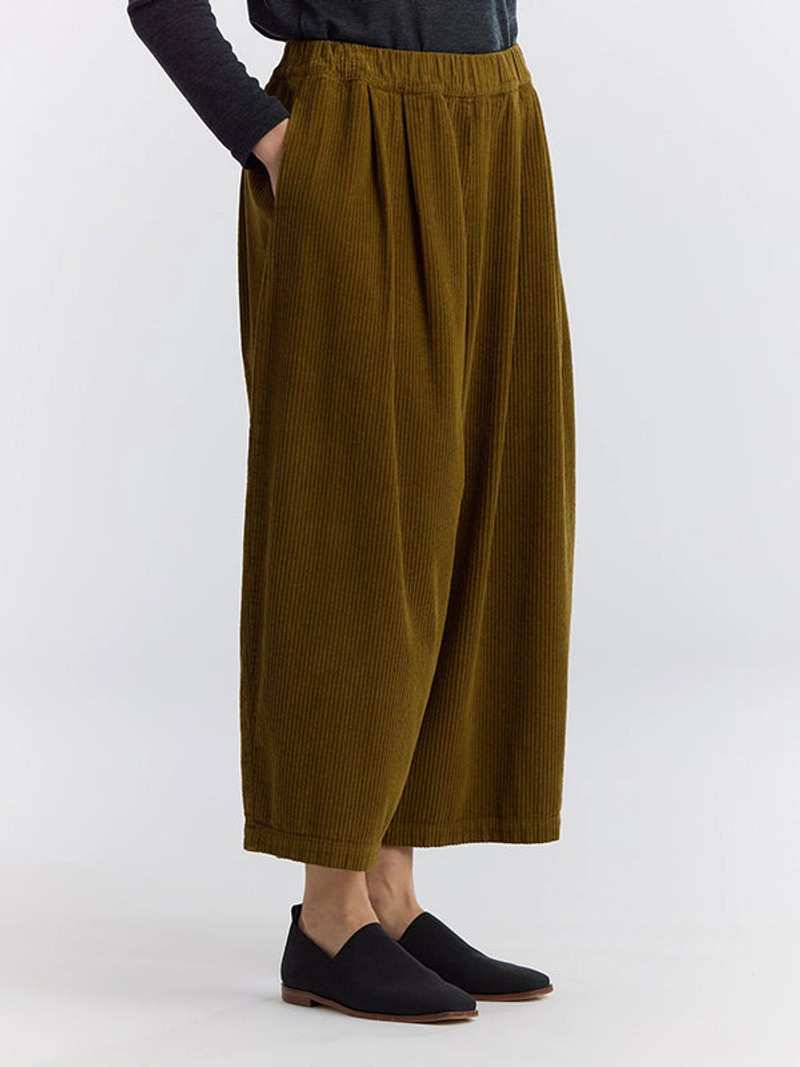 CORDUROY WIDE PANTS - OLIVE 10