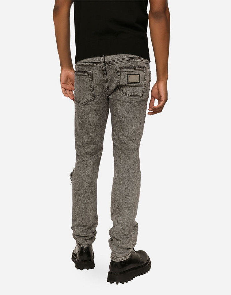Light gray slim-fit stretch jeans with rips 4