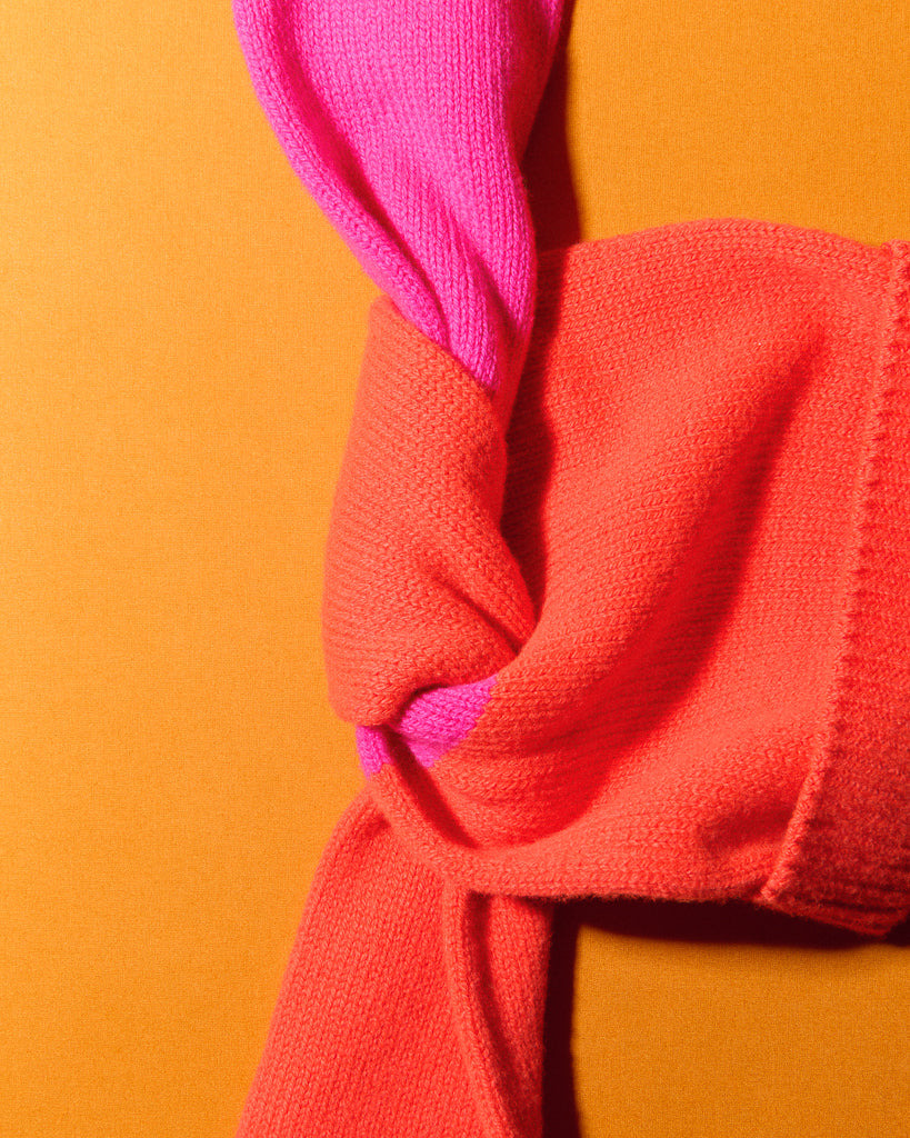 KNOTTED BEANIE HAT IN NEON ORANGE - 6