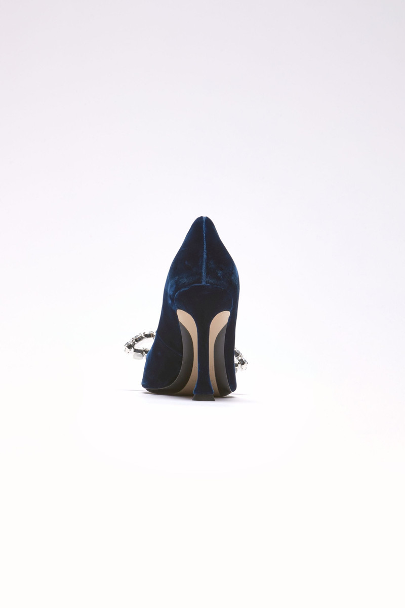 N°21 CRYSTAL-EMBELLISHED PUMPS outlook