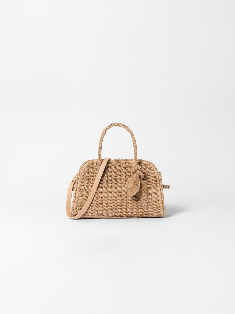 The small raffia Turismo 1