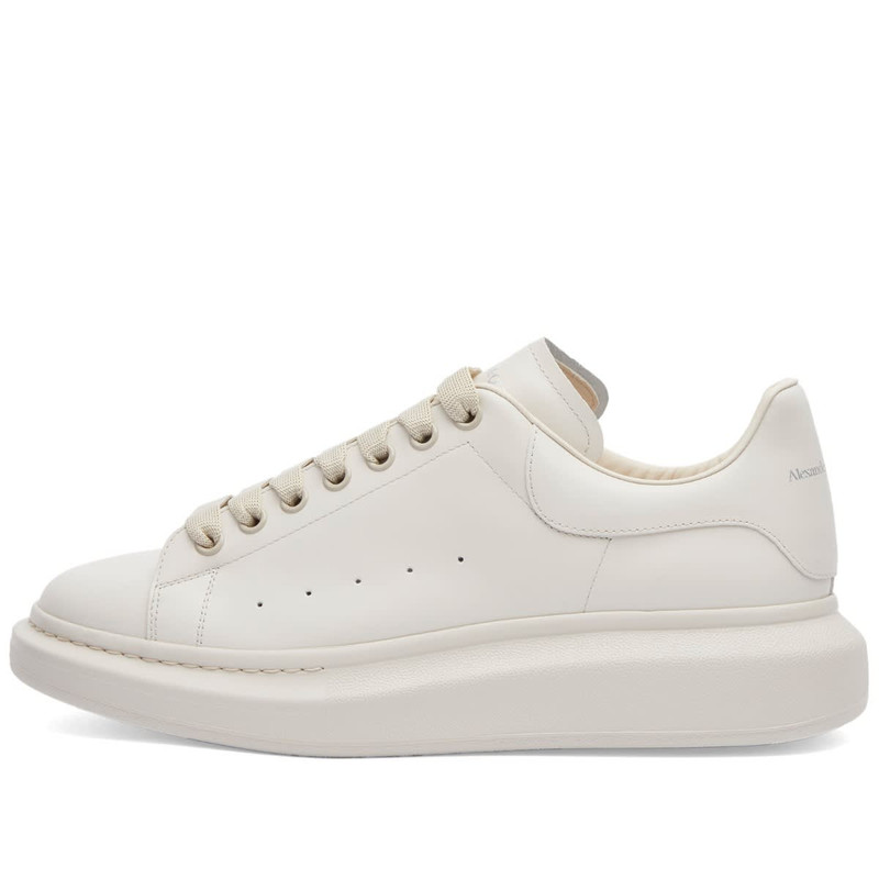 Alexander McQueen Alexander McQueen Snake Heel Tab Oversized Sneaker outlook