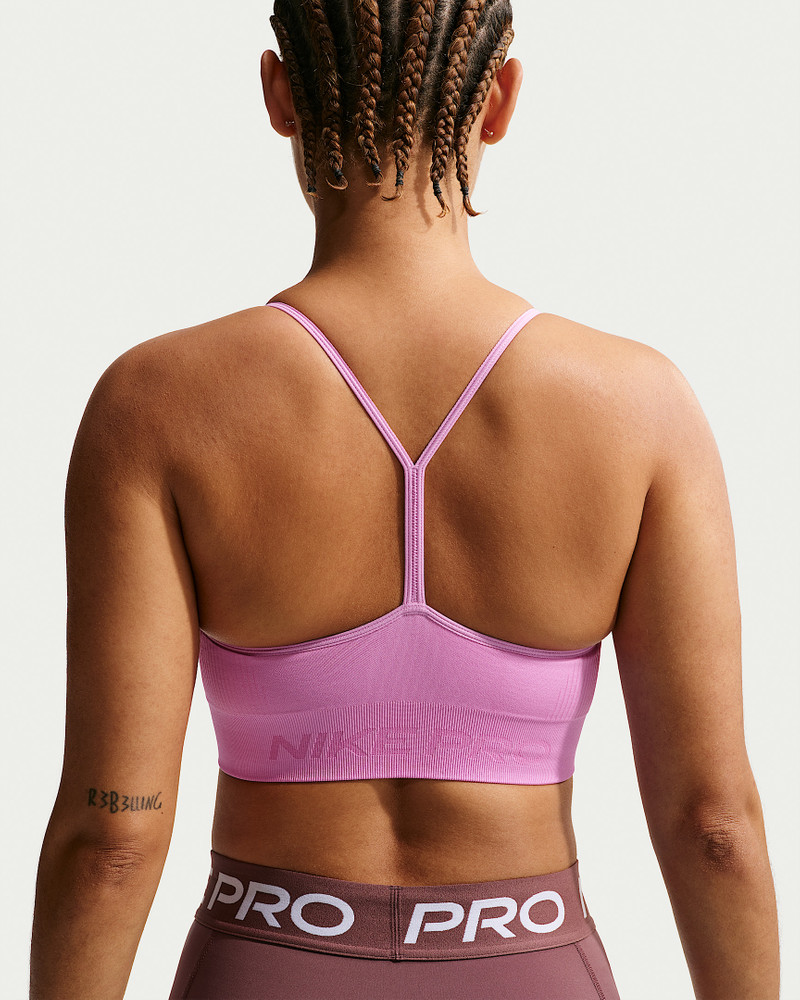 Nike Nike Pro Seamless Women's Light-Support Padded Sports Bra outlook