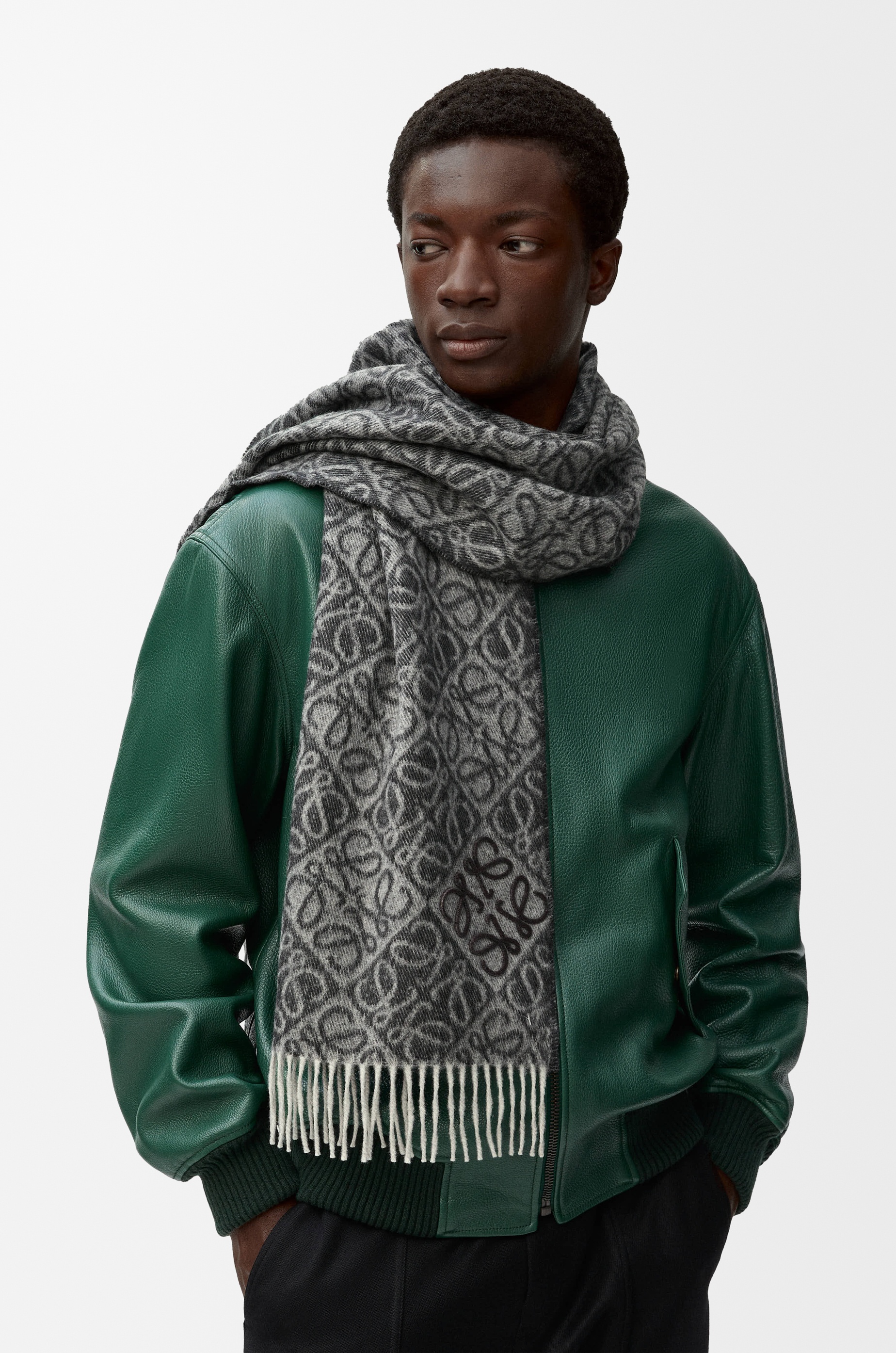 Anagram scarf in wool and cashmere - 2