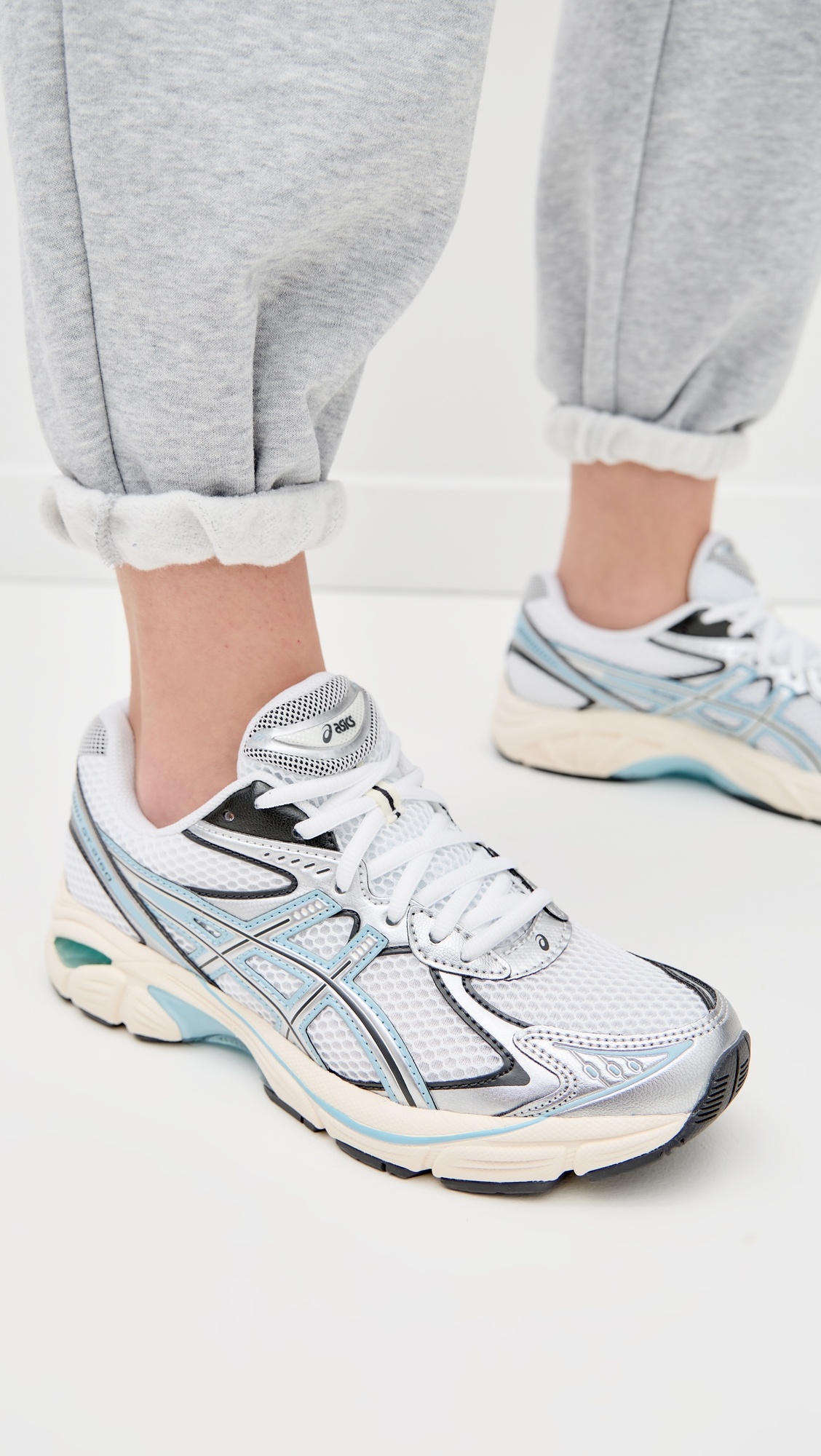 GT-2160 Unisex Sneakers - 2
