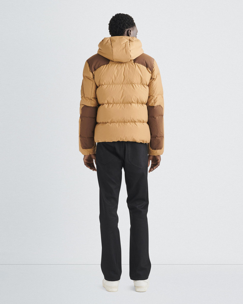 Byron Down Jacket
Relaxed Fit 5