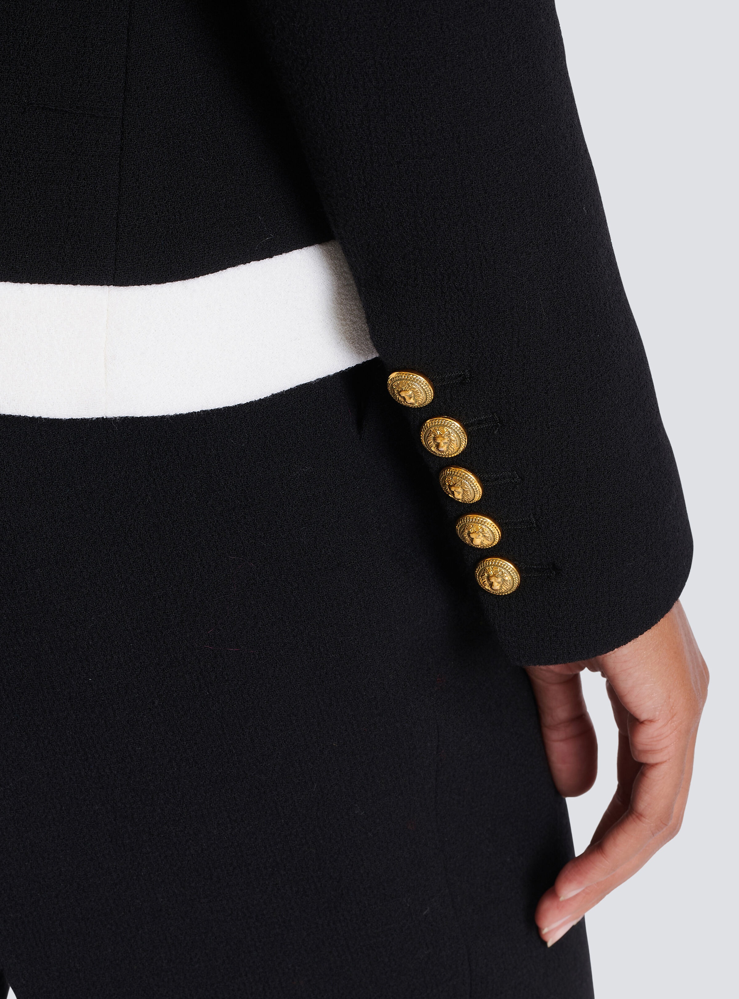 Two-tone crepe jacket - 6