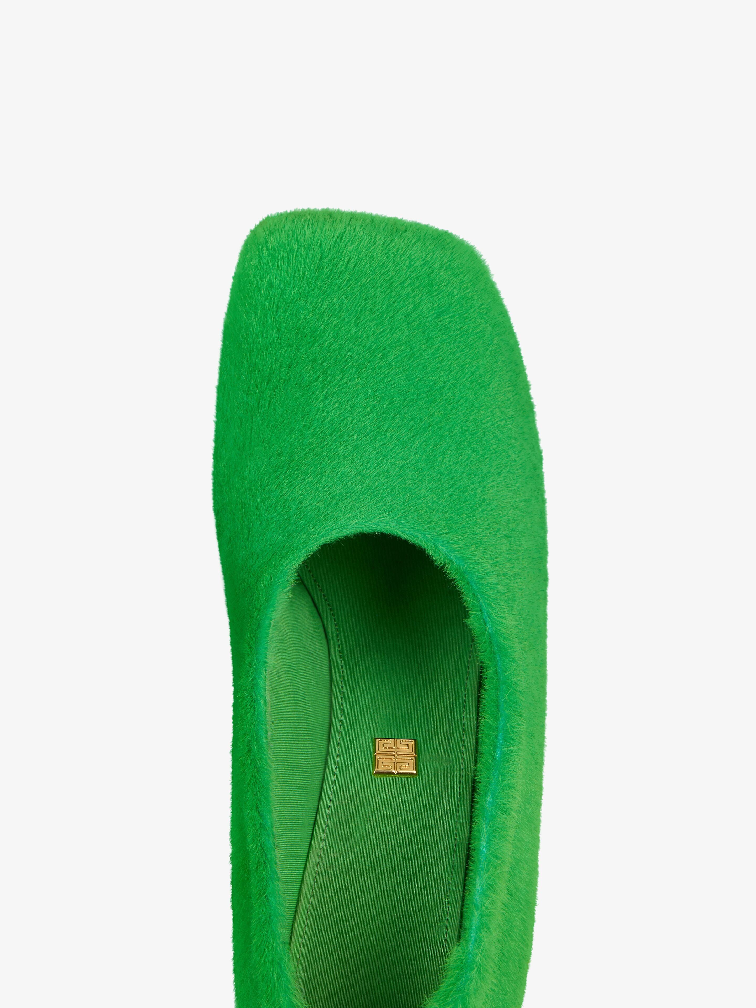 SHOW PUMPS IN LAMB HAIR - 5