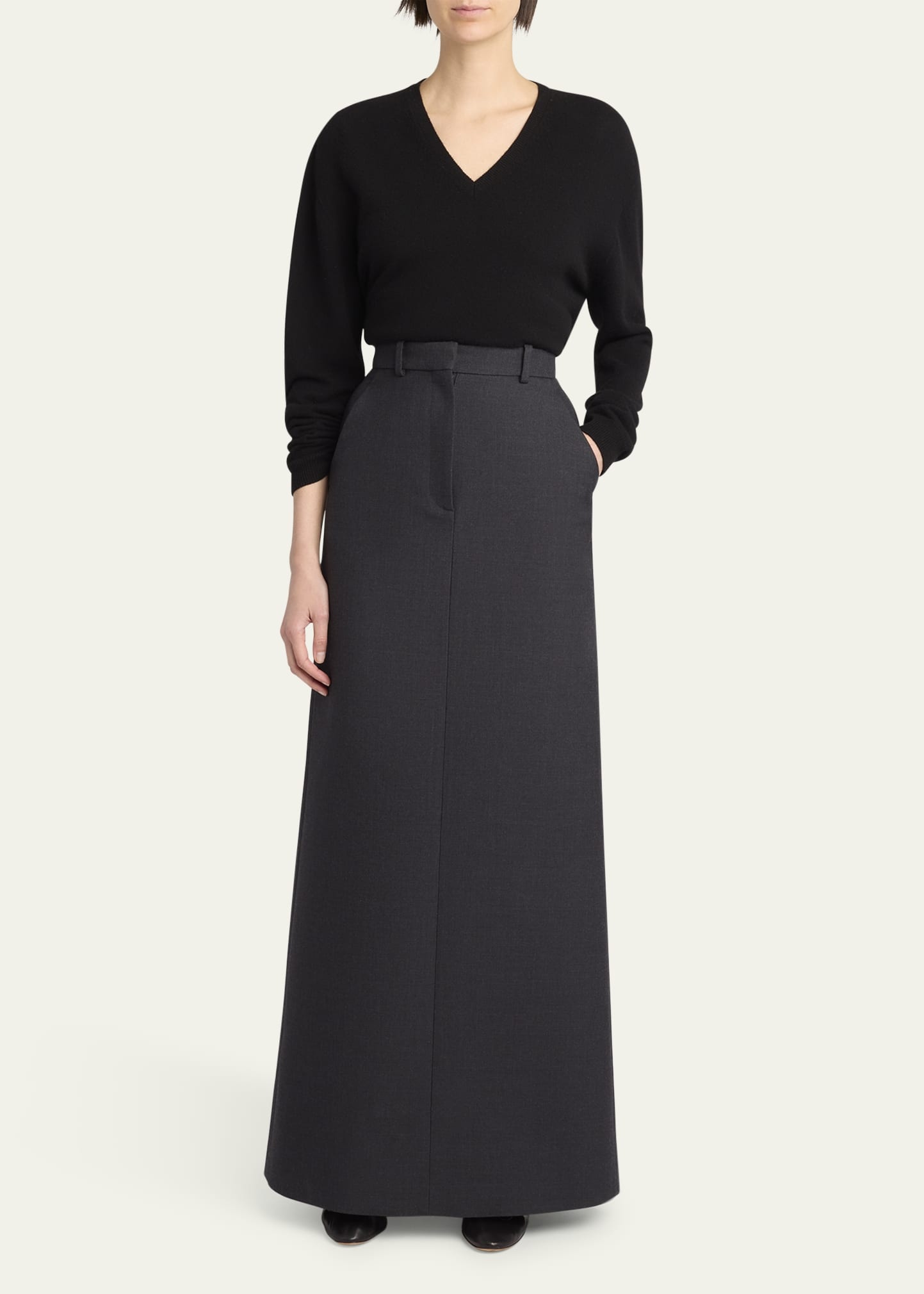 Isaora V-Neck Cashmere Sweater - 2