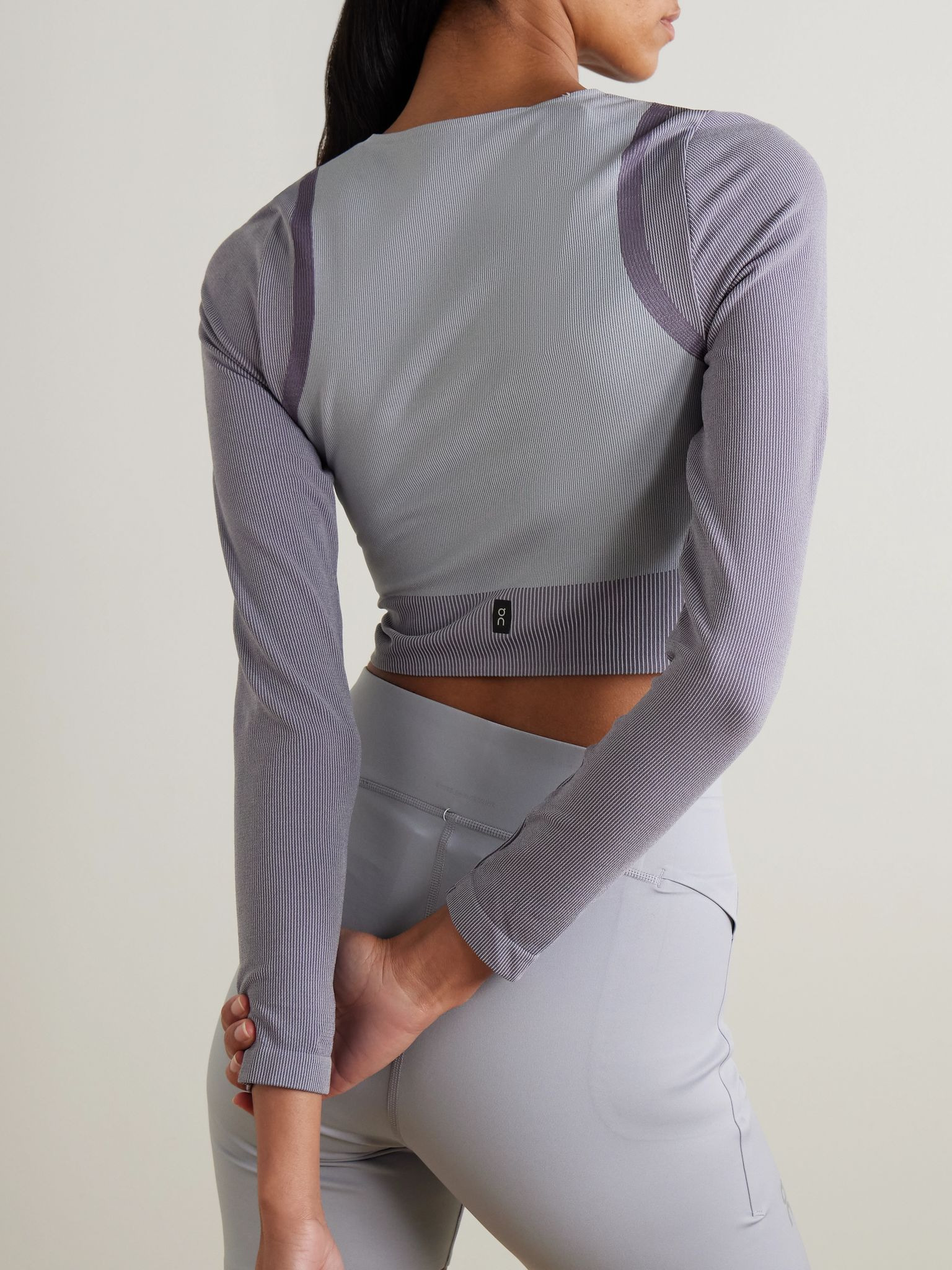 Train 2-in-1 cropped stretch recycled top Lilac - 3