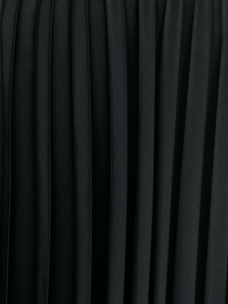 pleated skirt 5