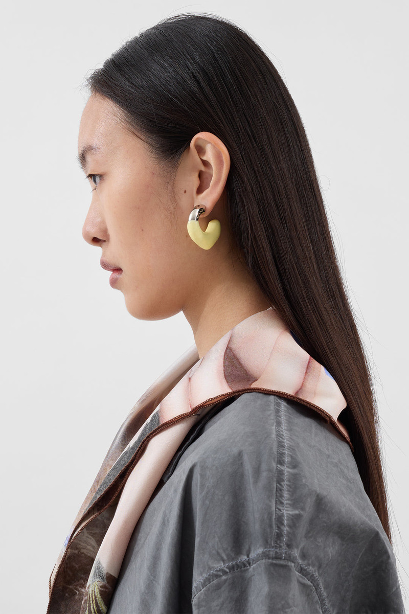 SMALL RUBBERIZED EARRINGS SILVER / yellow 3