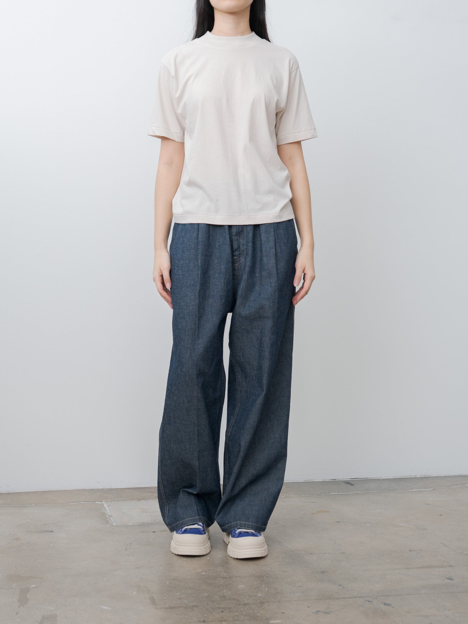 Fresca Nubuck Mockneck T-Shirt - Warm White - 2