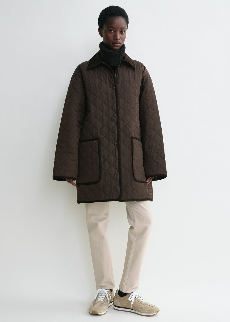 Totême Quilted barn jacket espresso outlook
