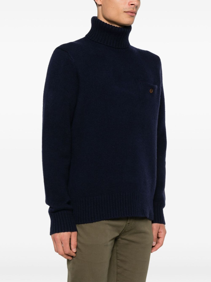 roll-neck sweater 3