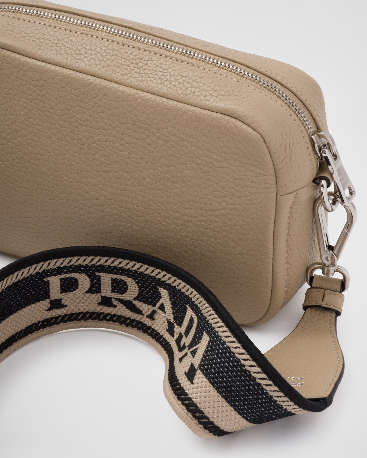 Small leather bag - 7