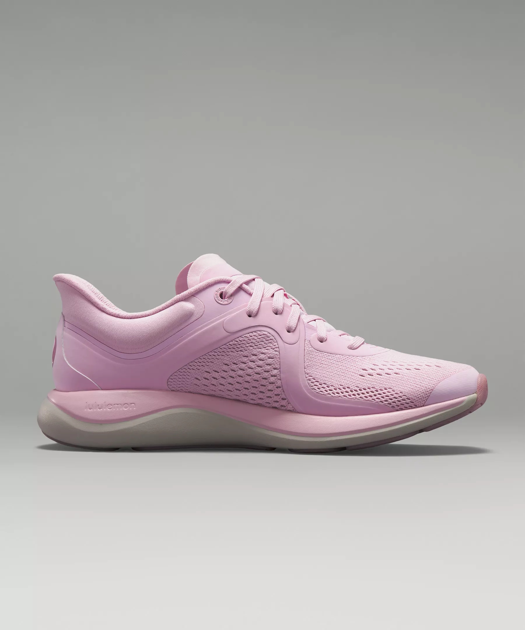 Chargefeel Low Women's Workout Shoe - 5