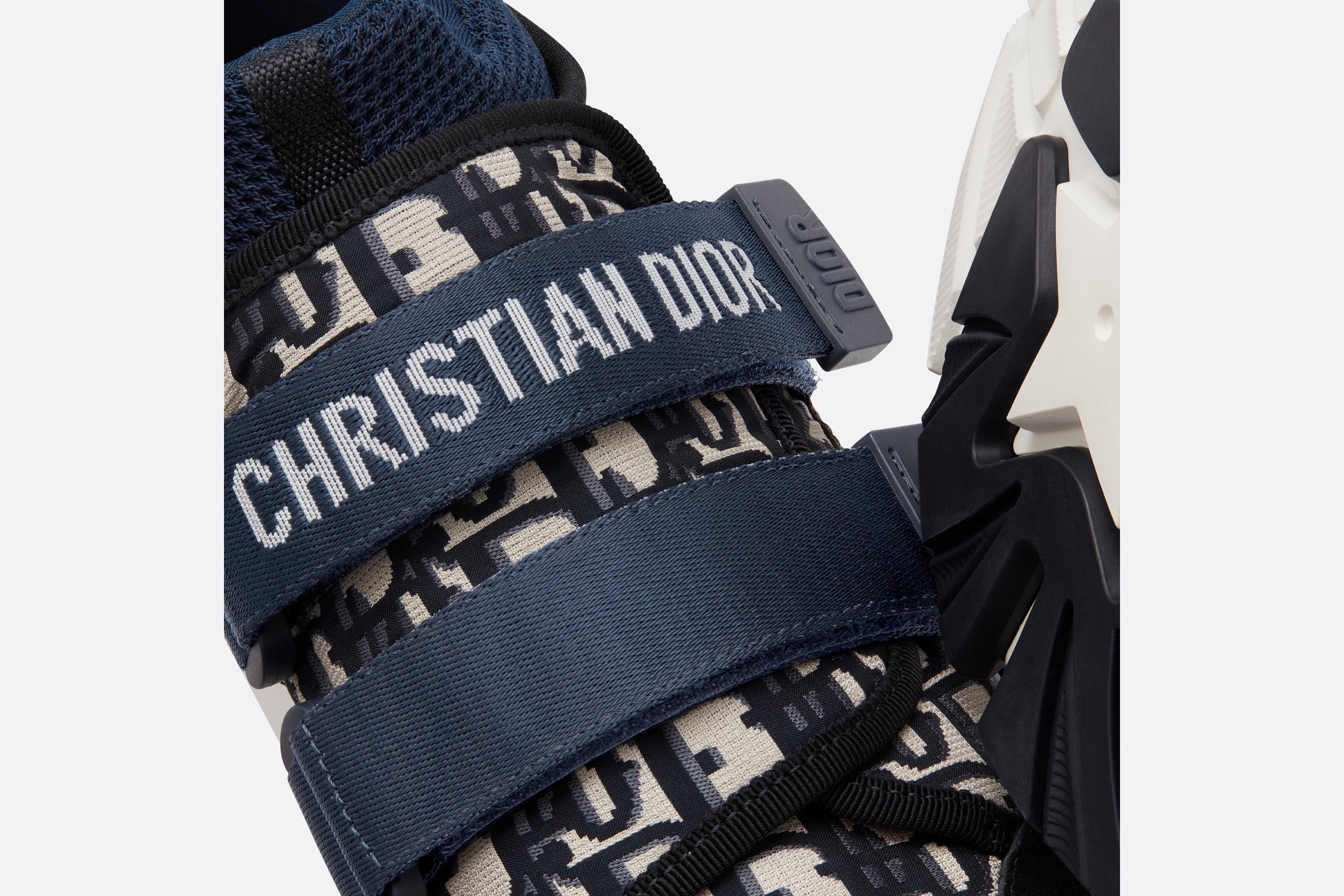 D-Wander Sneaker - 6