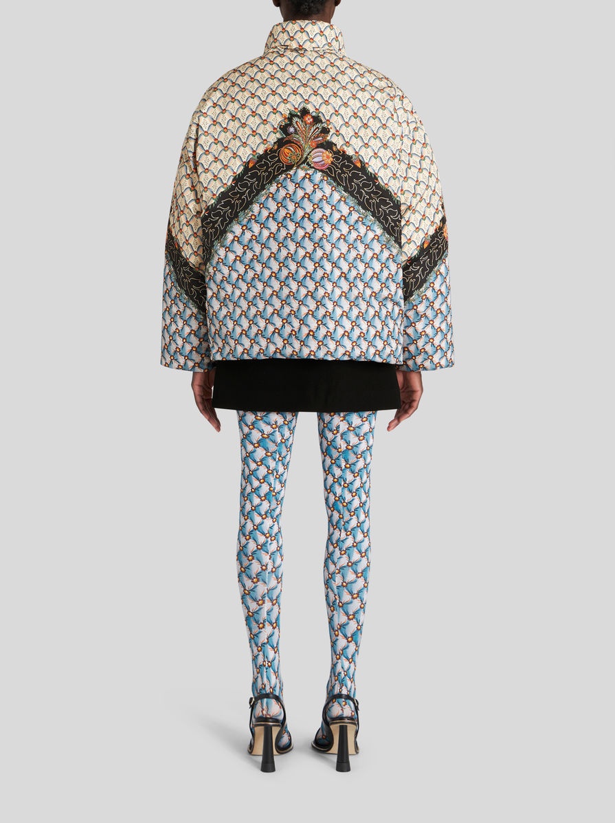 SHORT DOWN JACKET WITH PRINT - 4