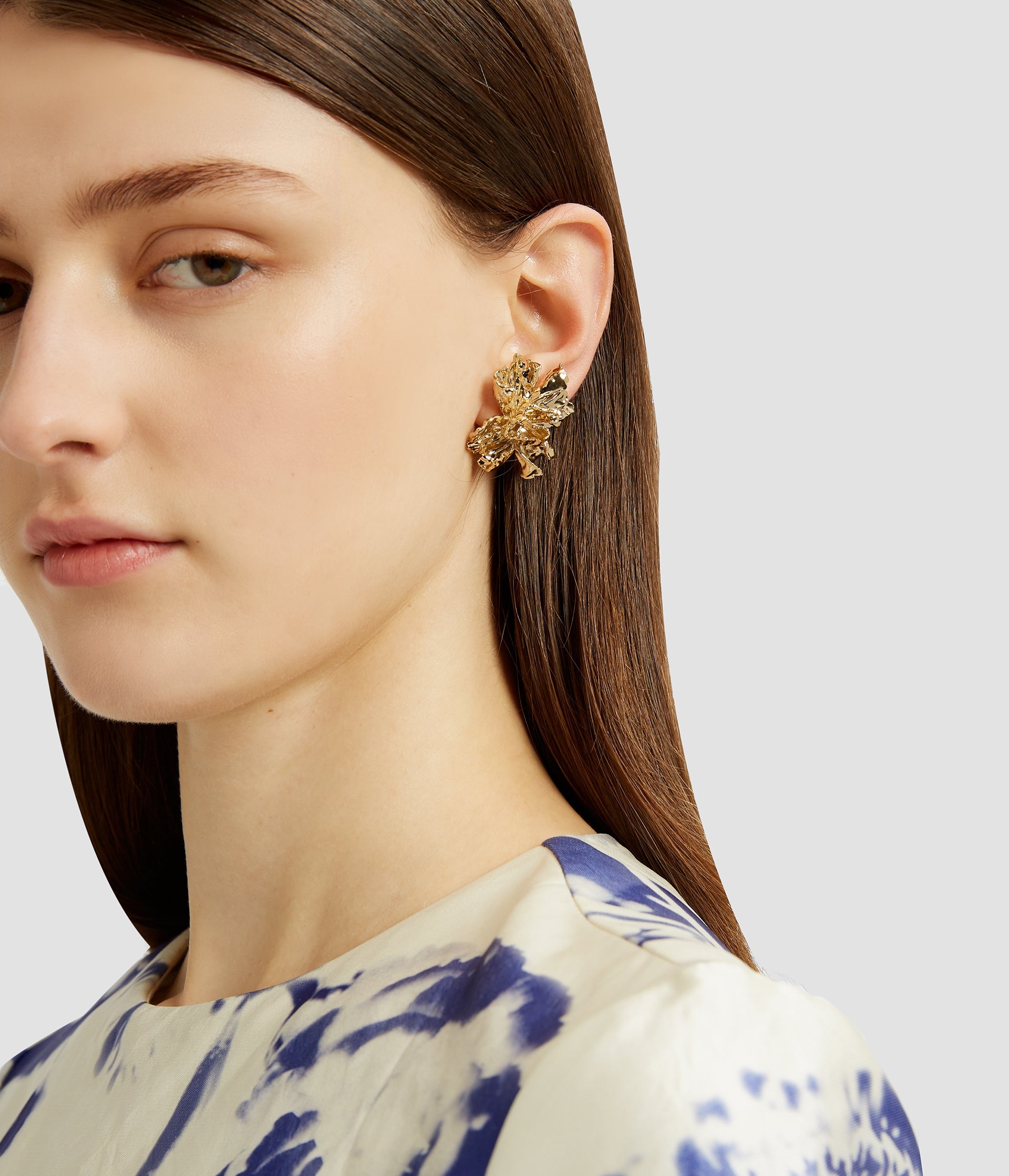 SMALL CARNATION EARRING - 2