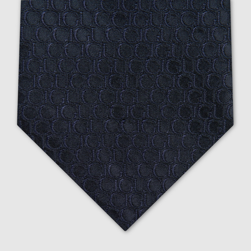 Allover Gucci silk tie 4