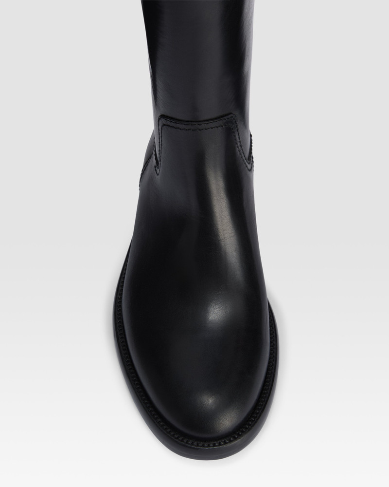 Leather boot 4